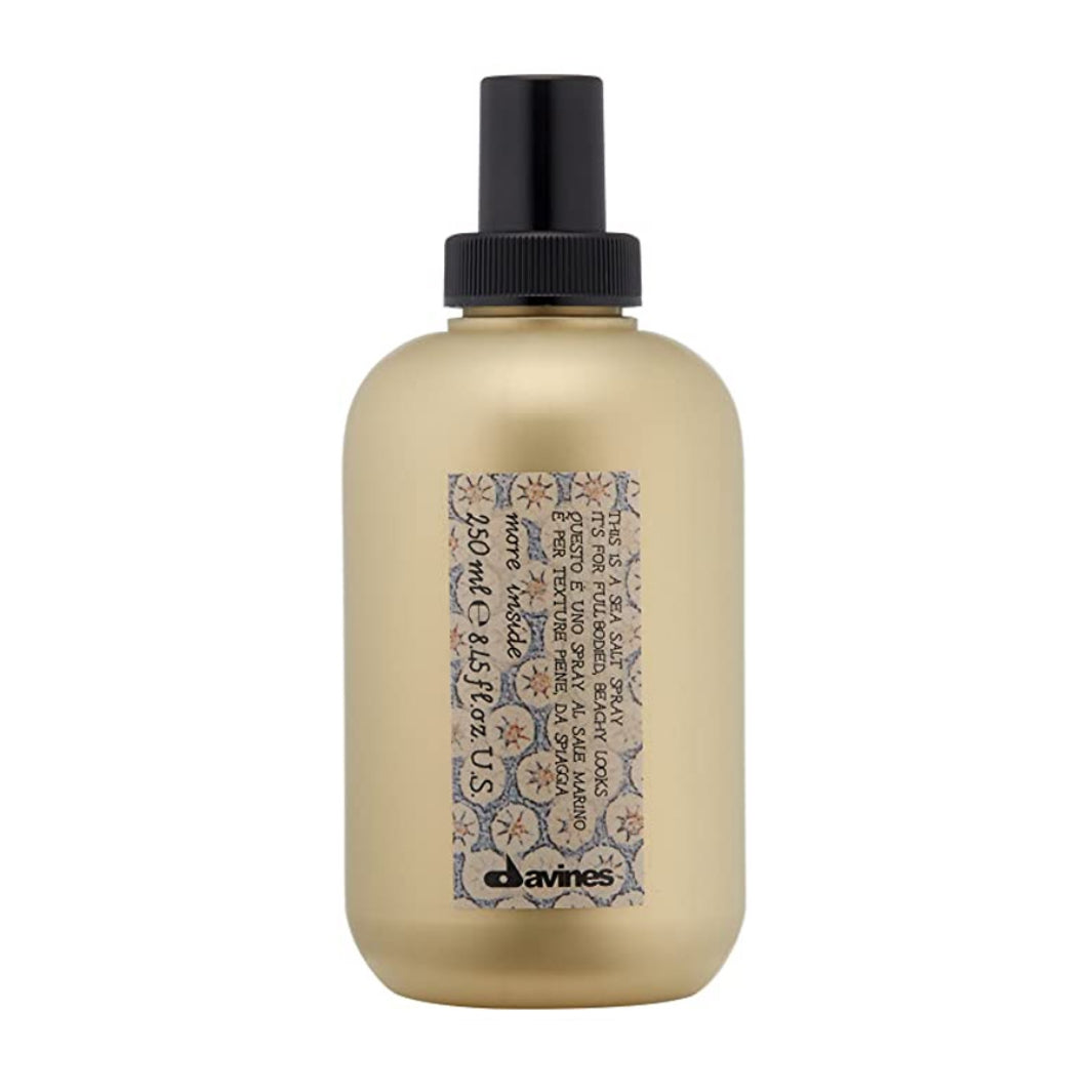 Davines This Is A Sea Salt Spray. Sprej za postizanje volumena i valova u kosi definira teksturu kose s mat efektom. 